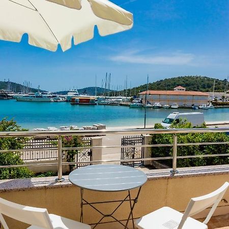 Apartments Mikulic 로고즈니차 외부 사진